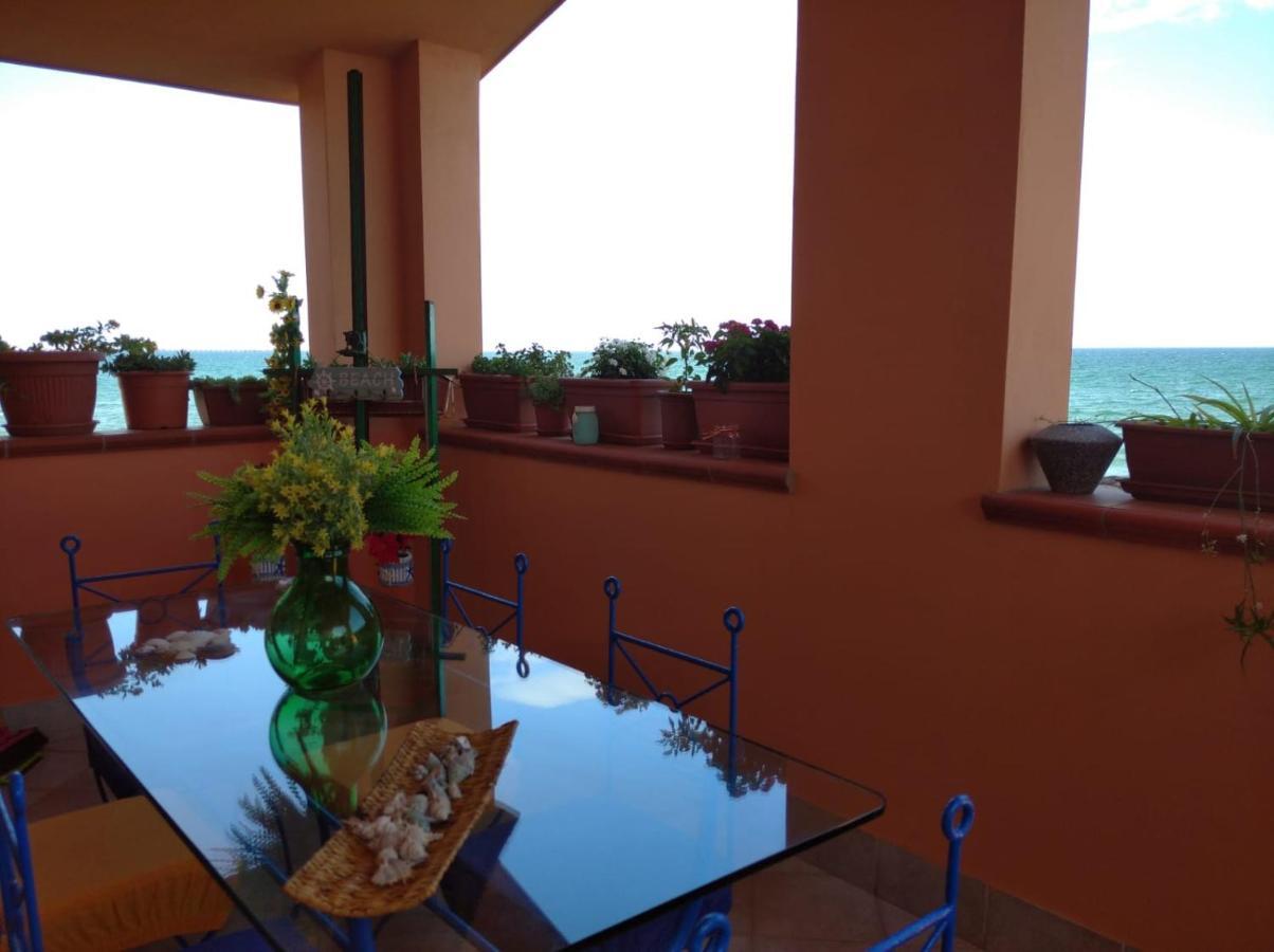 Casa Bon' Aria Fronte Mare Sud Sardegna La Maddalena (Cagliari) Exterior foto